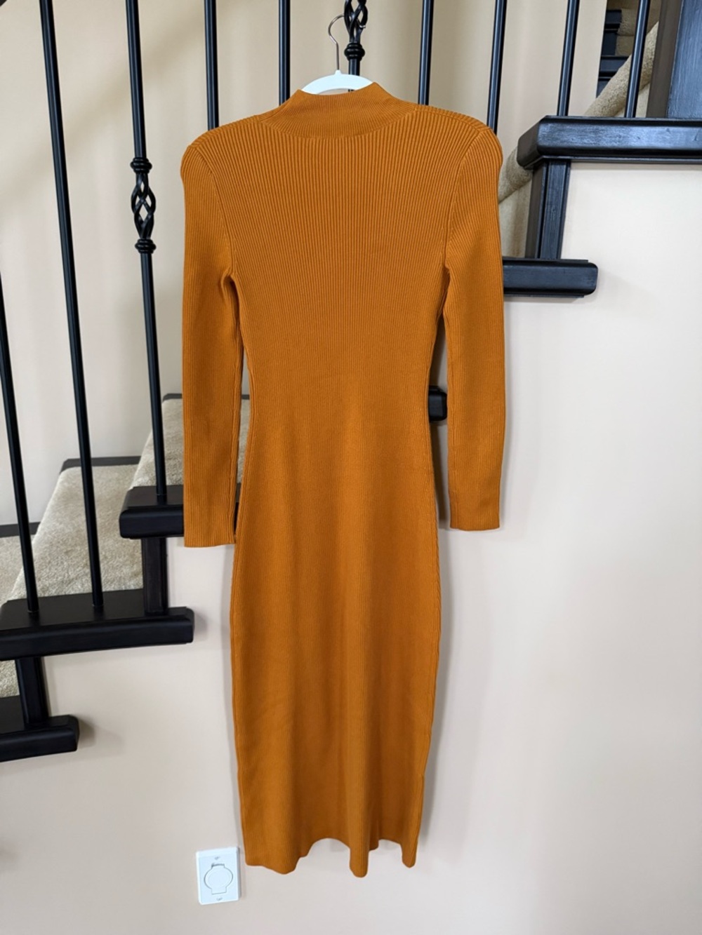 Sezane Hillary dress - Picture 4 of 6